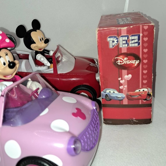 Vintage Minnie and Mickey - Battery Operated Cars and PEEZ - Picture 11 of 11